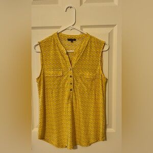 Ava & Grace Yellow Sleeveless Blouse with Mandarin Collar